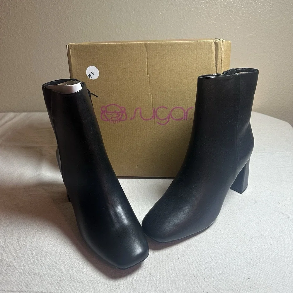 Sugar Womens Black Faux Leather Element Square Toe Block Heel Side Zip Boots 10M